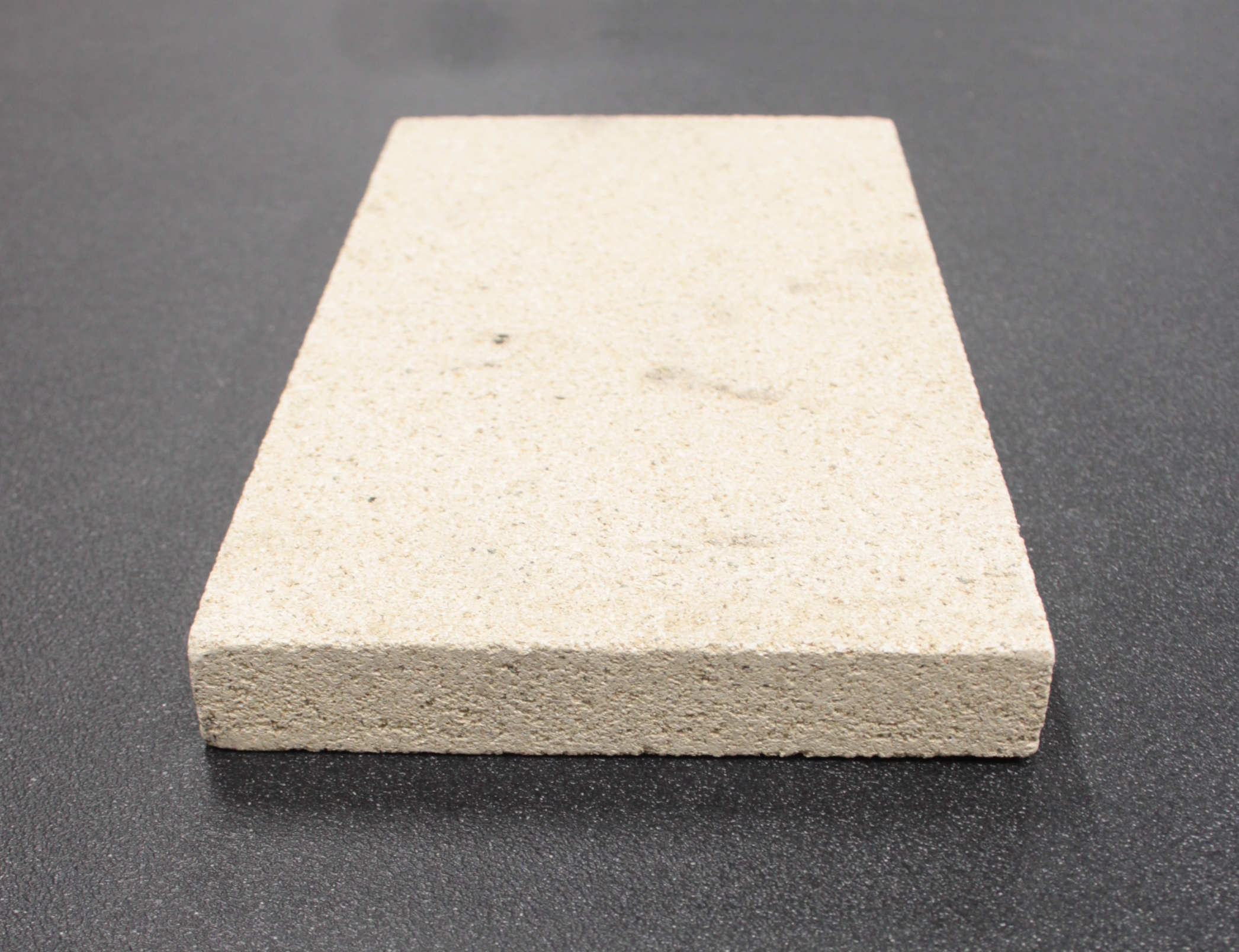 Justus Alamo Rückwandstein rechts A Vermiculite